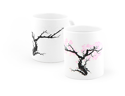 This heat-reactive mug blooms when hot liquids are poured into it.  A beautiful reminder that spring is coming, it also serves as a cold coffee early-warning system.  